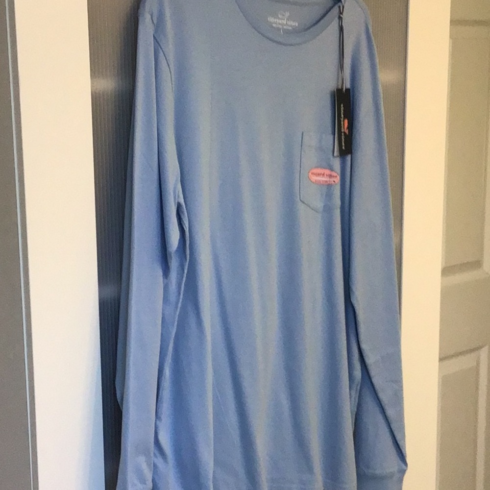 Vineyard vines T-shirt